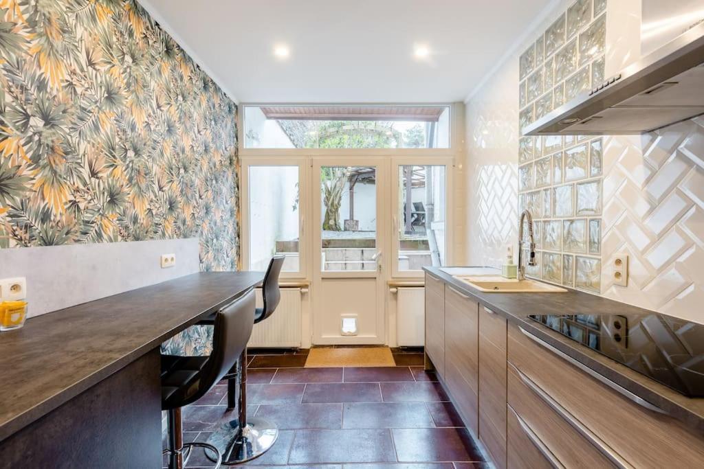 בריסל Magnolia Green Garden New And Fully Equipped מראה חיצוני תמונה