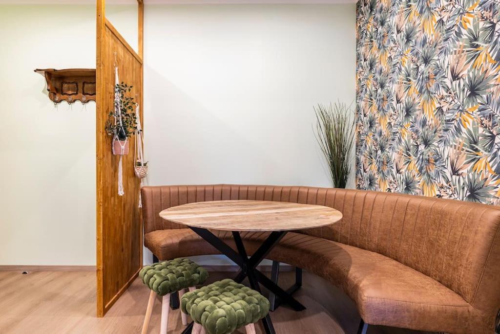 בריסל Magnolia Green Garden New And Fully Equipped מראה חיצוני תמונה